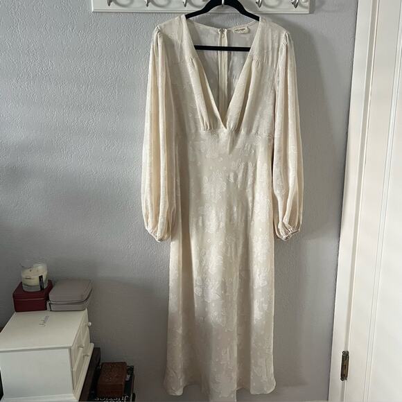 Talisman Cream V-Neck Midi Dress - Picture 1 of 9
